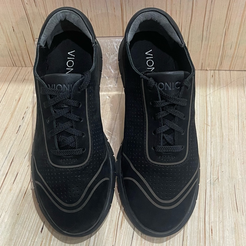 Vionic Fresh Riley Sneaker Shoes - Picture 3 of 11